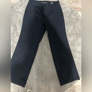 Dockers Khaki Goodness Inside Bootcut Navy size 8